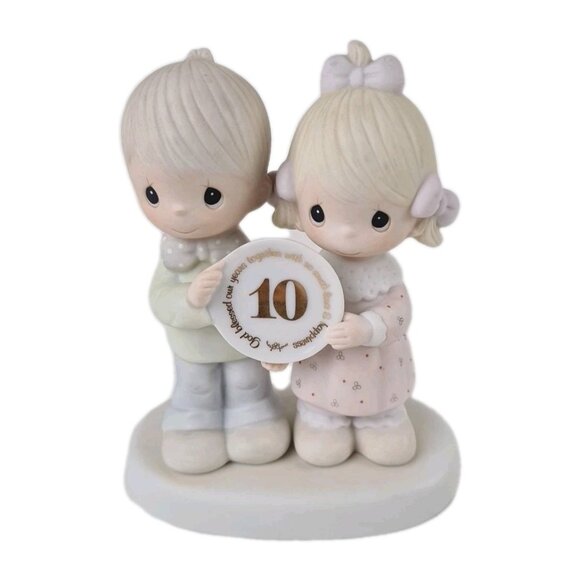 Precious Moments 10 Year Anniversary God Blessed Our Years Together E-2856 - Picture 1 of 4